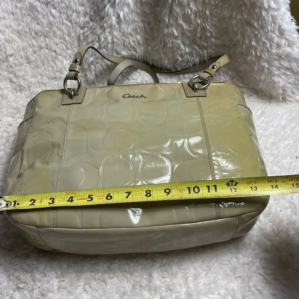 Vintage COACH patent Gray Leather Signature F17729 Tote silver tone hardwares